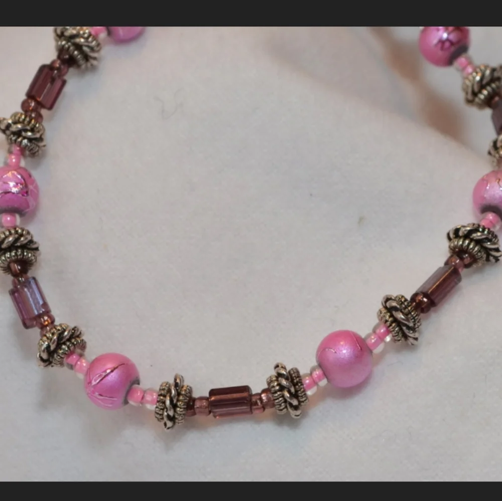 Beautiful Handmade Beaded Bracelet - Picture 3 of 6